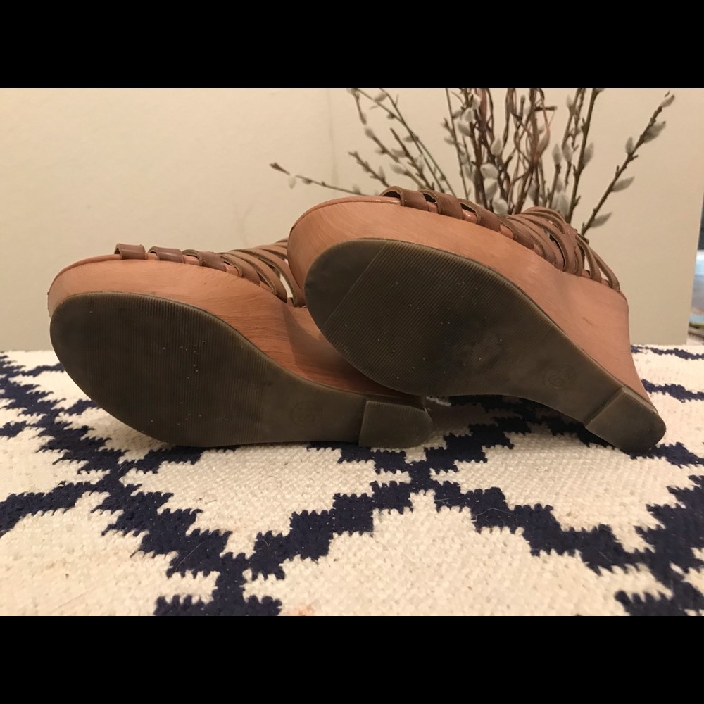 Mossimo platform wedge - Picture 3 of 3